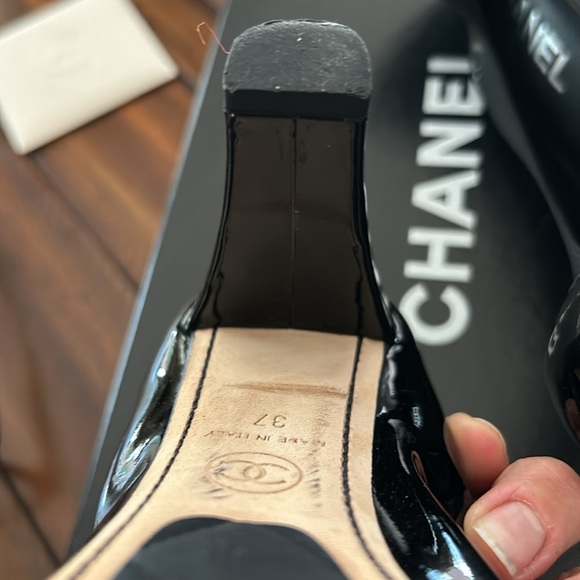 Patent leather Chanel Escarpin pumps. Size 37 - Picture 7 of 13